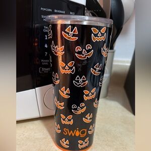 Swig Festive Pumpkin Tumbler - Black and Orange